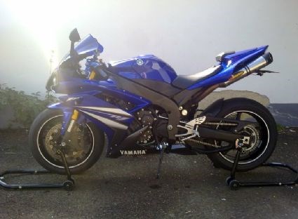 Umgebautes Motorrad Yamaha R1 von tom1112 - Bild 6 Umgebautes Motorrad Yamaha R1 von tom1112 - Bild 6