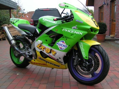 Umgebautes Motorrad Kawasaki ZX-9R Ninja von vauzwei - Bild 2 Umgebautes Motorrad Kawasaki ZX-9R Ninja von vauzwei - Bild 2