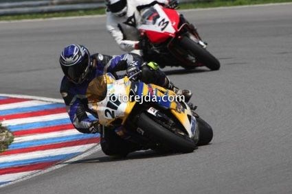 Umgebautes Motorrad Suzuki GSX-R 1000 von gp_one - Bild 4 Umgebautes Motorrad Suzuki GSX-R 1000 von gp_one - Bild 4