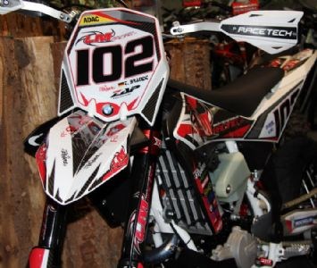 Umgebautes Motorrad Husqvarna SM 449 R von LM-Racingteam - Bild 5 Umgebautes Motorrad Husqvarna SM 449 R von LM-Racingteam - Bild 5