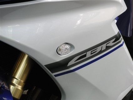 Umgebautes Motorrad Honda CBR 600 F von Auto Hermes GmbH & Co. KG - Bild 7 Umgebautes Motorrad Honda CBR 600 F von Auto Hermes GmbH & Co. KG - Bild 7