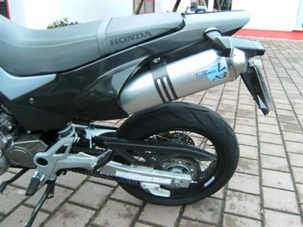 Umbgebautes Motorrad Honda FMX650 Bild 3: Umbgebautes Motorrad Honda FMX650