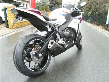 Umgebautes Motorrad Honda CBR1000RR Fireblade von Zweiradtechnik Jörg Schlieter - Bild 1 Umgebautes Motorrad Honda CBR1000RR Fireblade von Zweiradtechnik Jörg Schlieter - Bild 1