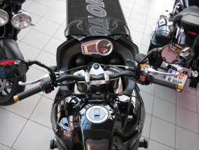 Umgebautes Motorrad Triumph Tiger 1050 von IL MOTO  Motorradhandel und Reparaturwerkstätte GesmbH - Bild 6 Umgebautes Motorrad Triumph Tiger 1050 von IL MOTO  Motorradhandel und Reparaturwerkstätte GesmbH - Bild 6
