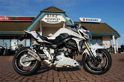 Umgebautes Motorrad Suzuki GSR 750 von Bike Ranch Wismar GmbH & Co. KG - Bild 6 Umgebautes Motorrad Suzuki GSR 750 von Bike Ranch Wismar GmbH & Co. KG - Bild 6