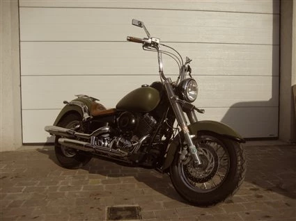 Umbgebautes Motorrad Yamaha XVS 650 Drag Star Classic Bild 1: Umbgebautes Motorrad Yamaha XVS 650 Drag Star Classic