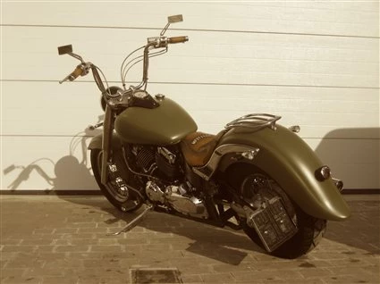 Umbgebautes Motorrad Yamaha XVS 650 Drag Star Classic Bild 3: Umbgebautes Motorrad Yamaha XVS 650 Drag Star Classic