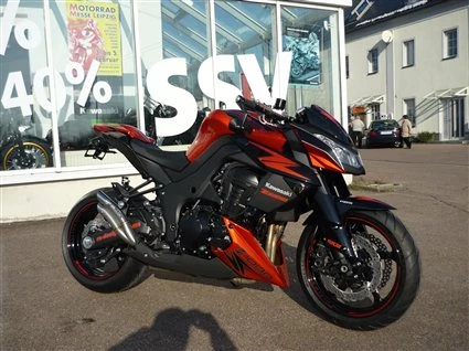 Umbgebautes Motorrad Kawasaki Z1000 Bild 2: Umbgebautes Motorrad Kawasaki Z1000