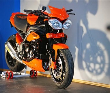 Umgebautes Motorrad Triumph Speed Triple 1050 von Promotec GmbH - Bild 1 Umgebautes Motorrad Triumph Speed Triple 1050 von Promotec GmbH - Bild 1