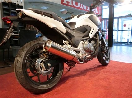 Umgebautes Motorrad Honda NC700X von Auto & Bike STAHL - Bild 5 Umgebautes Motorrad Honda NC700X von Auto & Bike STAHL - Bild 5