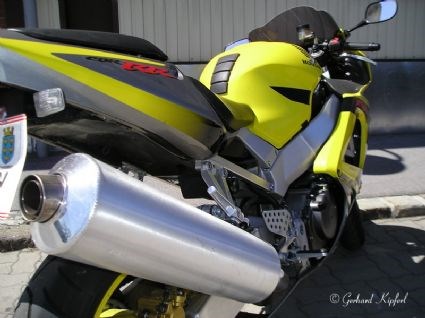 Umgebautes Motorrad Honda CBR 900 RR Fireblade von Firebladeler - Bild 2 Umgebautes Motorrad Honda CBR 900 RR Fireblade von Firebladeler - Bild 2