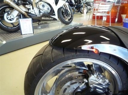 Umgebautes Motorrad Suzuki Intruder M1800R2 von Motorrad-Technik-Hamburg - Bild 2 Umgebautes Motorrad Suzuki Intruder M1800R2 von Motorrad-Technik-Hamburg - Bild 2