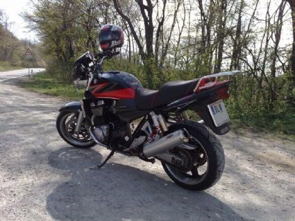 Umgebautes Motorrad Suzuki GSX 1400 von eierbaer14 - Bild 10 Umgebautes Motorrad Suzuki GSX 1400 von eierbaer14 - Bild 10