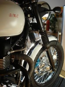Umgebautes Motorrad Triumph Bonneville T100 von christoph gruber - Bild 6 Umgebautes Motorrad Triumph Bonneville T100 von christoph gruber - Bild 6