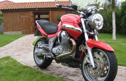 Moto Guzzi Breva 1200 Custom Bike