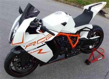 Umgebautes Motorrad KTM 1190 RC8 R von Zweiradcenter Bernhardt - Bild 3 Umgebautes Motorrad KTM 1190 RC8 R von Zweiradcenter Bernhardt - Bild 3