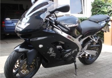 Kawasaki ZX-9R Ninja Custom Bike