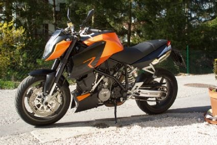 Umgebautes Motorrad KTM 990 Super Duke von pryrat - Bild 1 Umgebautes Motorrad KTM 990 Super Duke von pryrat - Bild 1