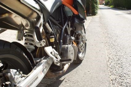 Umgebautes Motorrad KTM 990 Super Duke von pryrat - Bild 2 Umgebautes Motorrad KTM 990 Super Duke von pryrat - Bild 2