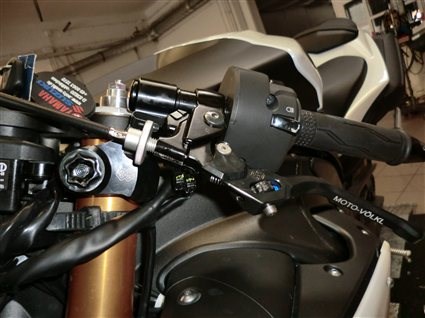 Umgebautes Motorrad Yamaha R1 von MOTO-VÖLKL - Völkl GmbH - Bild 4 Umgebautes Motorrad Yamaha R1 von MOTO-VÖLKL - Völkl GmbH - Bild 4