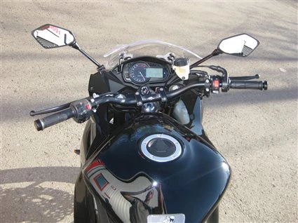 Rebuilt motorbike Kawasaki Z1000SX Bild 4: Rebuilt motorbike Kawasaki Z1000SX