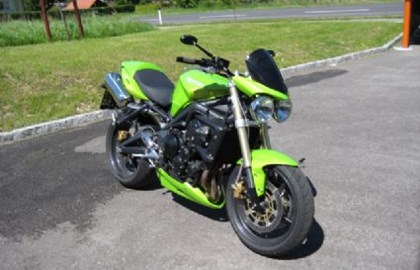Triumph Street Triple Custom Bike