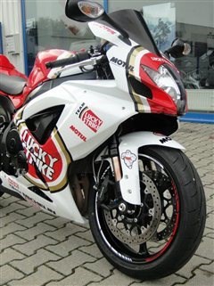 Umgebautes Motorrad Suzuki GSX-R 750 von Altzschner GmbH - Bild 2 Umgebautes Motorrad Suzuki GSX-R 750 von Altzschner GmbH - Bild 2