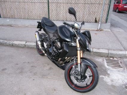 Umgebautes Motorrad Kawasaki Z 750 Black Edition von DirtyHV - Bild 1 Umgebautes Motorrad Kawasaki Z 750 Black Edition von DirtyHV - Bild 1