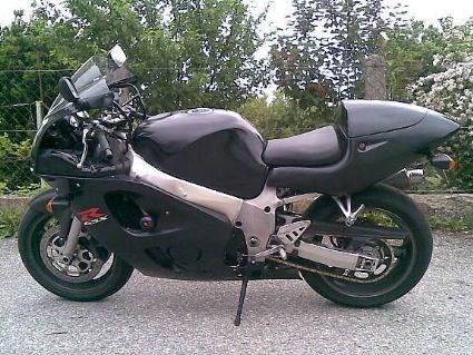 Umgebautes Motorrad Suzuki GSX-R 600 von MexxCyrus - Bild 1 Umgebautes Motorrad Suzuki GSX-R 600 von MexxCyrus - Bild 1