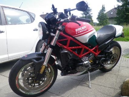 Umgebautes Motorrad Ducati Monster S4R von ducbert - Bild 1 Umgebautes Motorrad Ducati Monster S4R von ducbert - Bild 1