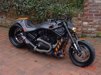 Umgebautes Motorrad Harley-Davidson V-Rod Street Rod VRSCR von X-Trem Custombikes - Bild 10 Umgebautes Motorrad Harley-Davidson V-Rod Street Rod VRSCR von X-Trem Custombikes - Bild 10