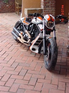 Umgebautes Motorrad Harley-Davidson V-Rod Night Rod VRSCD von X-Trem Custombikes - Bild 3 Umgebautes Motorrad Harley-Davidson V-Rod Night Rod VRSCD von X-Trem Custombikes - Bild 3