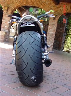 Umgebautes Motorrad Harley-Davidson V-Rod Muscle VRSCF von X-Trem Custombikes - Bild 4 Umgebautes Motorrad Harley-Davidson V-Rod Muscle VRSCF von X-Trem Custombikes - Bild 4