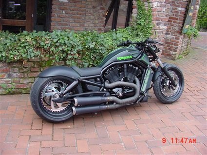 Umgebautes Motorrad Harley-Davidson V-Rod VRSCB von X-Trem Custombikes - Bild 10 Umgebautes Motorrad Harley-Davidson V-Rod VRSCB von X-Trem Custombikes - Bild 10