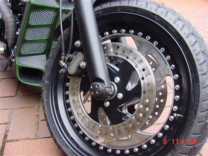 Umgebautes Motorrad Harley-Davidson V-Rod VRSCB von X-Trem Custombikes - Bild 4 Umgebautes Motorrad Harley-Davidson V-Rod VRSCB von X-Trem Custombikes - Bild 4