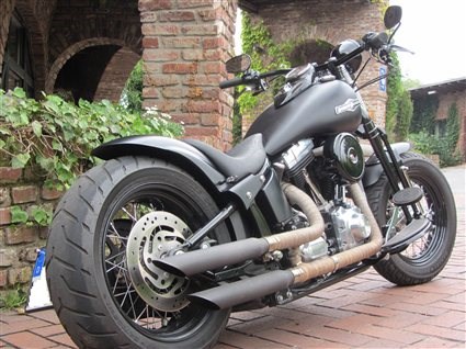 Umgebautes Motorrad Harley-Davidson Softail Cross Bones FLSTSB von X-Trem Custombikes - Bild 7 Umgebautes Motorrad Harley-Davidson Softail Cross Bones FLSTSB von X-Trem Custombikes - Bild 7