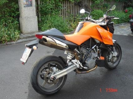 Umgebautes Motorrad KTM 990 Super Duke von Ducatisti87 - Bild 3 Umgebautes Motorrad KTM 990 Super Duke von Ducatisti87 - Bild 3
