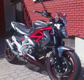 Suzuki SFV 650 Gladius Custom Bike Suzuki SFV 650 Gladius Custom Bike