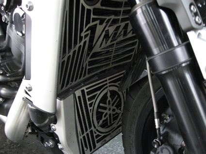 Umgebautes Motorrad Yamaha V-MAX von MZB Motorrad Bonn GmbH - Bild 6 Umgebautes Motorrad Yamaha V-MAX von MZB Motorrad Bonn GmbH - Bild 6