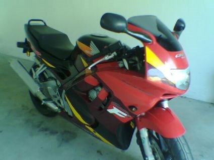 Umgebautes Motorrad Honda CBR 600 F von Hondafohra - Bild 1 Umgebautes Motorrad Honda CBR 600 F von Hondafohra - Bild 1