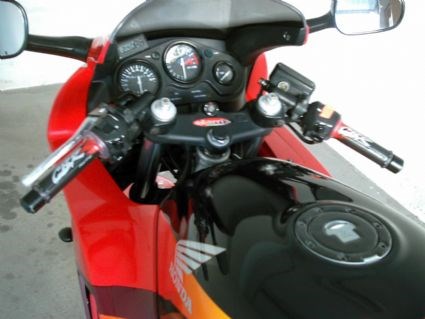 Umgebautes Motorrad Honda CBR 600 F von Hondafohra - Bild 3 Umgebautes Motorrad Honda CBR 600 F von Hondafohra - Bild 3