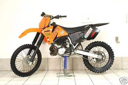 Umgebautes Motorrad KTM 380 EXC von apriliarockt - Bild 1 Umgebautes Motorrad KTM 380 EXC von apriliarockt - Bild 1