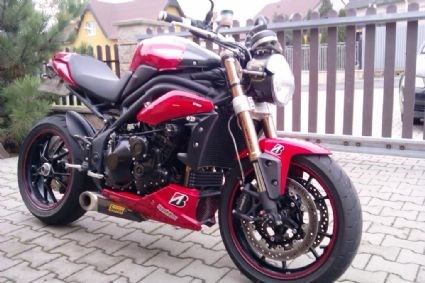 Umgebautes Motorrad Triumph Speed Triple 1050 von petrltm - Bild 6 Umgebautes Motorrad Triumph Speed Triple 1050 von petrltm - Bild 6