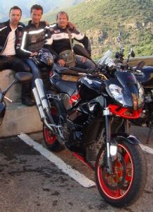 Umgebautes Motorrad Aprilia RSV 1000 Tuono R von Sonnl - Bild 2 Umgebautes Motorrad Aprilia RSV 1000 Tuono R von Sonnl - Bild 2