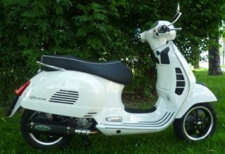 Vespa GTS 300 i.e. Super Vespa GTS 300 i.e. Super