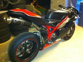 Umgebautes Motorrad Ducati 848 von Flippolov - Bild 4 Umgebautes Motorrad Ducati 848 von Flippolov - Bild 4