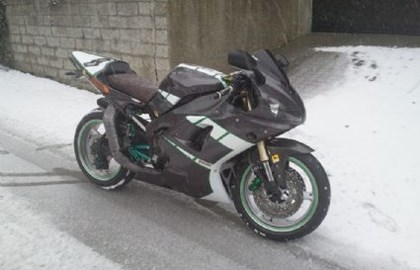 Yamaha R1 Custom Bike