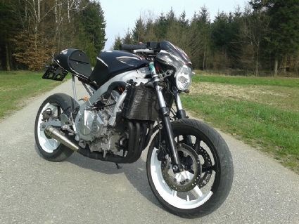Umgebautes Motorrad Honda CBR 600 F von jamesbremser - Bild 2
