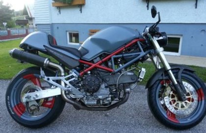Ducati Monster 900 Custom Bike