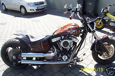 Umgebautes Motorrad Harley-Davidson Softail Custom FXSTC von LittleBitch - Bild 1 Umgebautes Motorrad Harley-Davidson Softail Custom FXSTC von LittleBitch - Bild 1